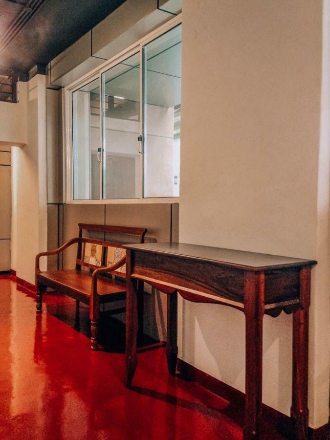 Kochi The Metro Pod - Backpackers A/C Dormitory المظهر الخارجي الصورة