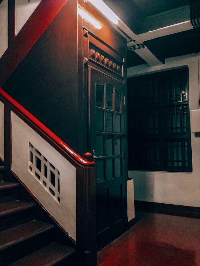 Kochi The Metro Pod - Backpackers A/C Dormitory المظهر الخارجي الصورة
